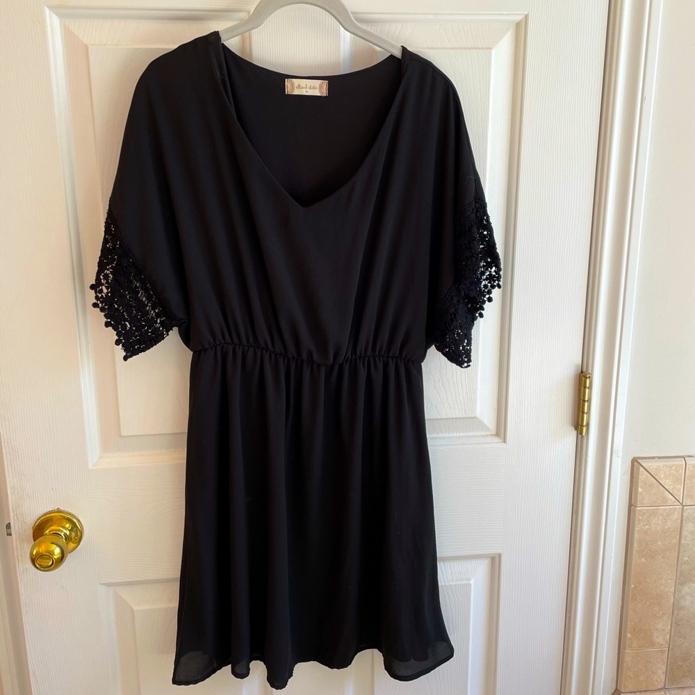Altar’d State Size Medium Black Dress